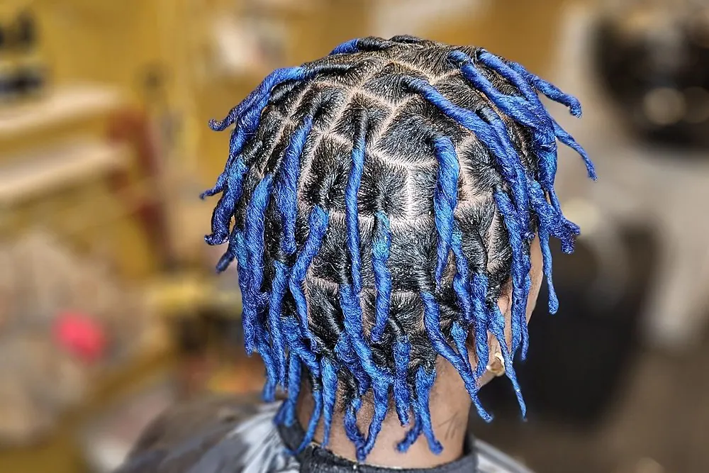 Color locs